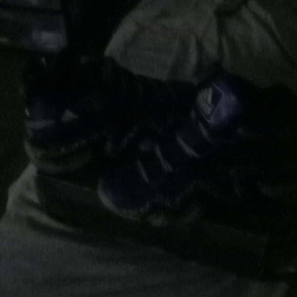 Brand new Kobe nightmare before Xmas kicks - Picture 4 of 9
